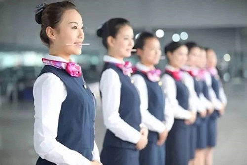 成都哪家空乘學(xué)校好？