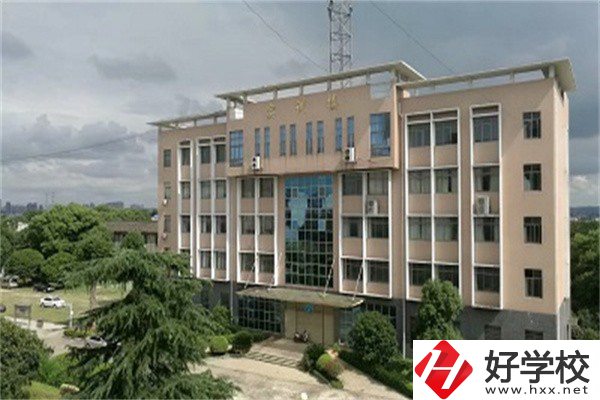 湘潭有哪些中專校風(fēng)環(huán)境好？下面3所值得一看!