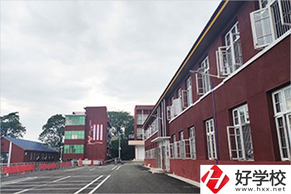 永州市海嘉中等職業(yè)技術(shù)學(xué)校的辦學(xué)條件怎么樣？