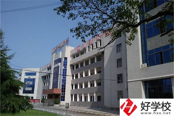 岳陽有哪些示范中專推薦？有什么辦學(xué)優(yōu)勢(shì)？