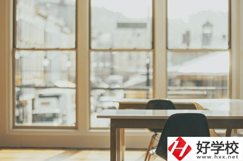 長沙學(xué)幼師專業(yè)的中職學(xué)校有哪些？