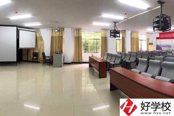 湖南省岳陽縣職業(yè)中等專業(yè)學校招生專業(yè)介紹？