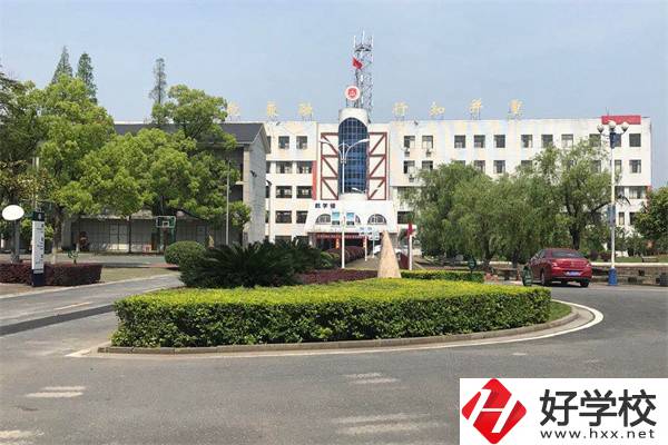 湘潭設(shè)有大專(zhuān)中職部的學(xué)校有哪些？有什么辦學(xué)特色？