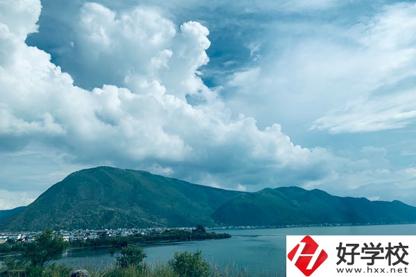 湖南輕工高級(jí)技工學(xué)校有哪些專業(yè)？