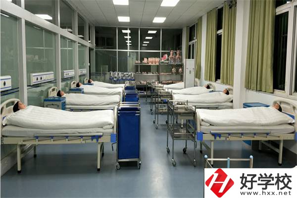 株洲有沒有醫(yī)衛(wèi)中職學(xué)校？醫(yī)衛(wèi)專業(yè)好就業(yè)嗎？