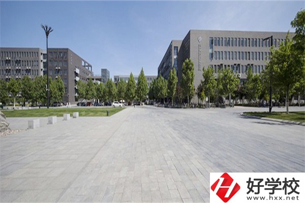 邵陽的中專學校有哪些好？什么人適合上中專？