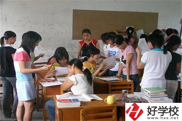 在湖南讀高中和讀職高有什么不同？職高生有什么優(yōu)勢？