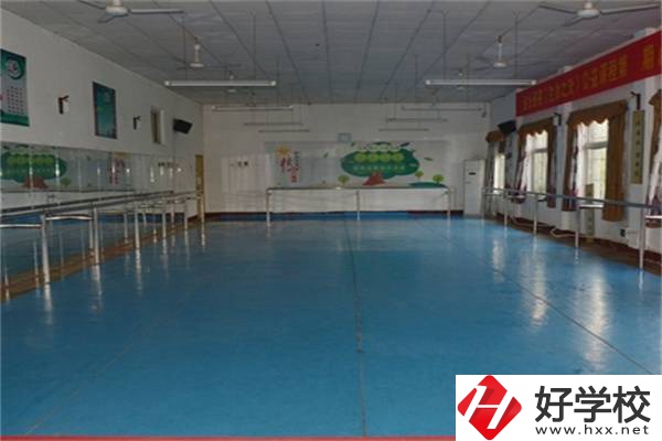 湘潭最好的民辦職高是哪所？職高值得就讀嗎？
