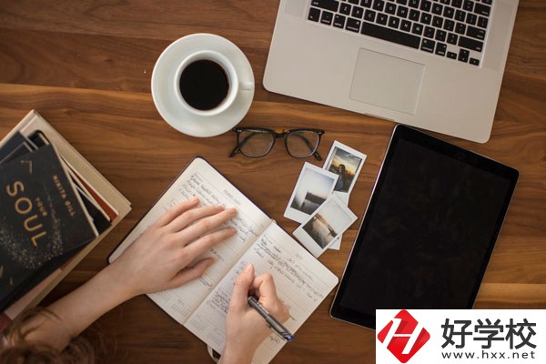 衡陽市鐵路運輸職業(yè)學(xué)校好不好？宿舍怎么樣？