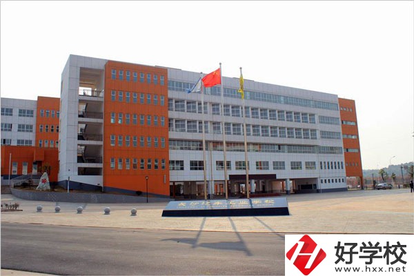 長(zhǎng)沙汽車工業(yè)學(xué)校的熱門(mén)專業(yè)有哪些？