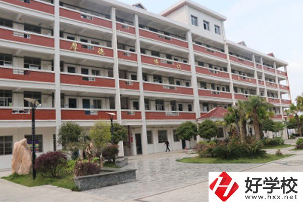 永州市綜合職業(yè)中等專業(yè)學(xué)校好不好？宿舍怎么樣？