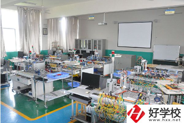 懷化工業(yè)中等專業(yè)學(xué)校值得去讀嗎？開(kāi)設(shè)有哪些專業(yè)？