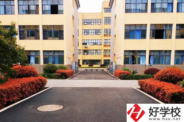 岳陽市平江縣最好的中職學(xué)校是哪一所？