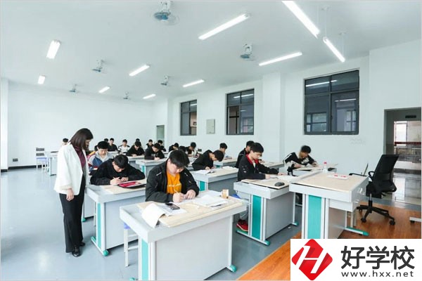 湘潭技師學院能學的專業(yè)多嗎？有哪些選擇？