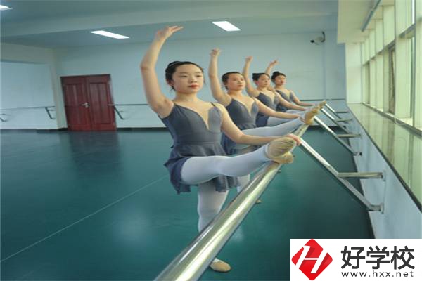 湖南有哪些藝校值得推薦？藝術(shù)專業(yè)好就業(yè)嗎？