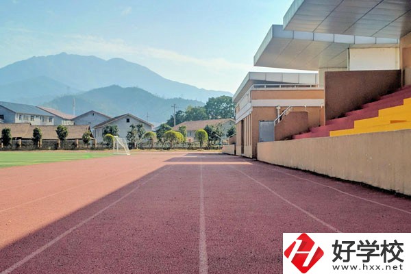 湖南省中南藝術(shù)學(xué)校怎么樣？怎么去？