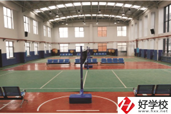 懷化市有哪些公立的職校？環(huán)境好不好？