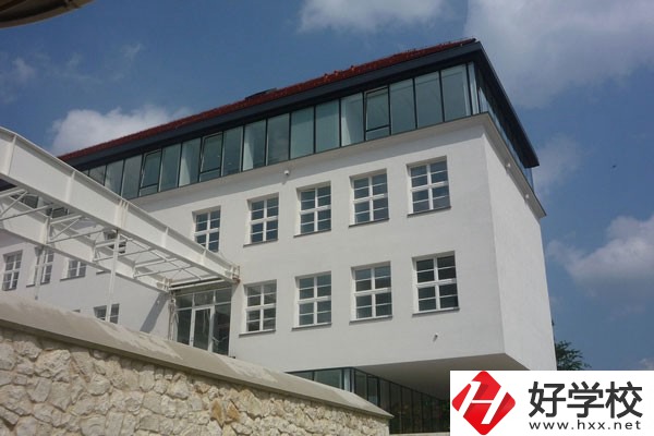 郴州市理工職業(yè)技術(shù)學(xué)校怎么樣？有哪些辦學(xué)特色？
