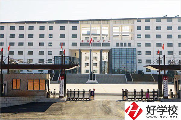 衡陽市第五技工學(xué)校有哪些專業(yè)？就業(yè)率如何？