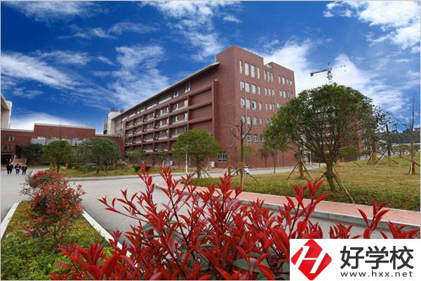 張家界有五年制大專學(xué)校的招生信息嗎？是什么學(xué)校？