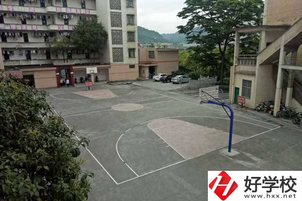 湘西民族女子中等職業(yè)學(xué)校開設(shè)了哪些招生專業(yè)？