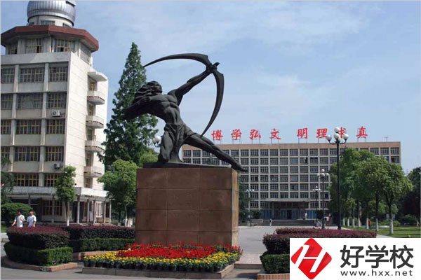 在常德學(xué)藝術(shù)選哪所中專學(xué)校比較好？