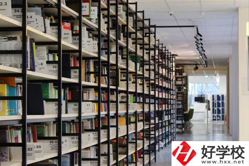 婁底幼兒師范學(xué)校是中職還是高職？有哪些專業(yè)？