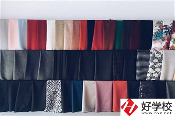 張家界有哪些中職學(xué)校有服裝設(shè)計(jì)專業(yè)？專業(yè)好就業(yè)嗎？