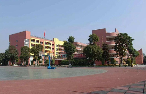 邗江農(nóng)業(yè)機械化技術學校