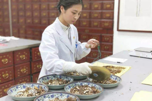 中藥制藥專業(yè)好就業(yè)嗎？