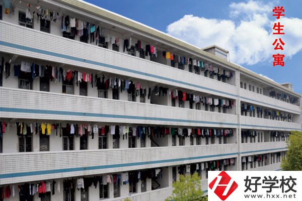 益陽(yáng)有國(guó)家重點(diǎn)中專嗎?中?？缡凶x行不行?
