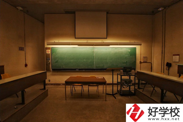 郴州文藝職業(yè)中等專業(yè)學校辦學特色是什么？