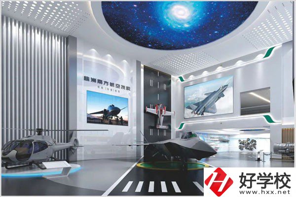 株洲南方航空技校招初中生嗎？學(xué)制幾年？