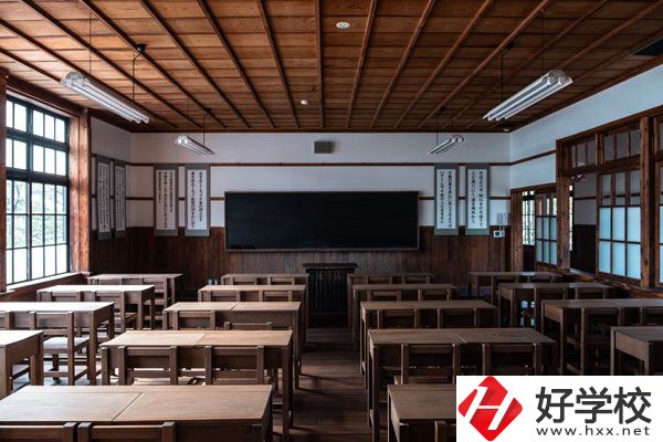 桂東縣職業(yè)技術(shù)教育學(xué)校招生辦電話是多少？