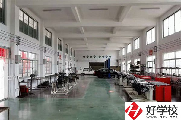 婁底市最好的公辦中專是哪所？有什么辦學(xué)特色？