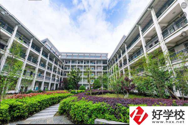 湘西有什么中專開設(shè)有“2+3”的專業(yè)？對(duì)口高職是哪所？