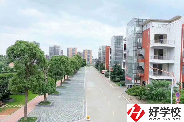 長沙南方職業(yè)學(xué)院環(huán)境怎么樣？學(xué)校好不好？