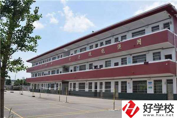 新田縣技工學(xué)校有哪些辦學(xué)優(yōu)勢？技校值不值得就讀？