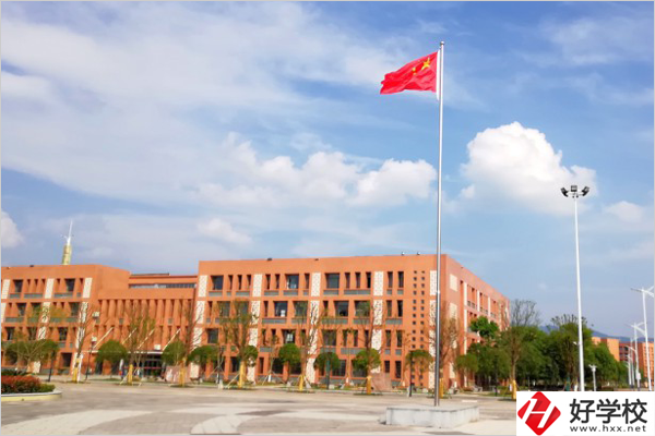 懷化師范高等?？茖W(xué)校(中職部)教學(xué)樓