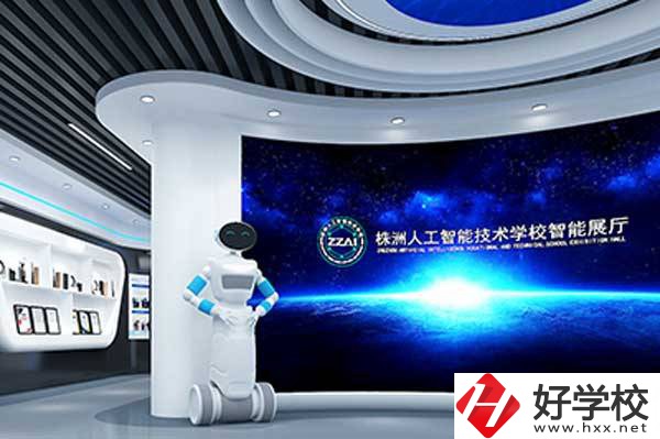 株洲人工智能職業(yè)學(xué)校師資力量怎么樣？有哪些優(yōu)秀教師？