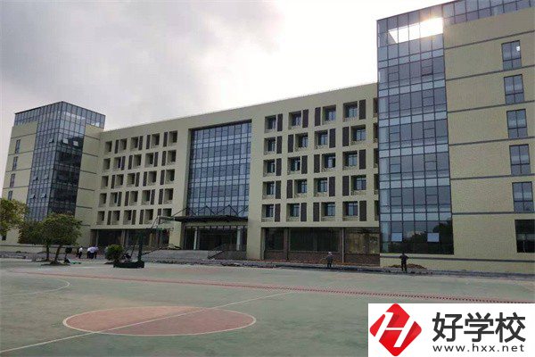 永州環(huán)境最好的公辦中專是哪所？有什么辦學(xué)優(yōu)勢(shì)？