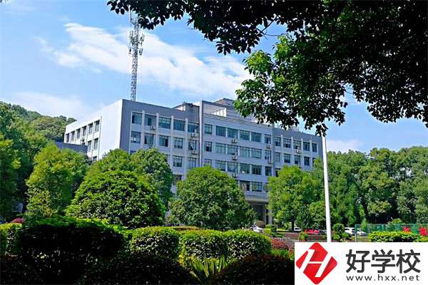 邵陽市機(jī)電職業(yè)技術(shù)學(xué)校怎么樣？有哪些辦學(xué)特色？
