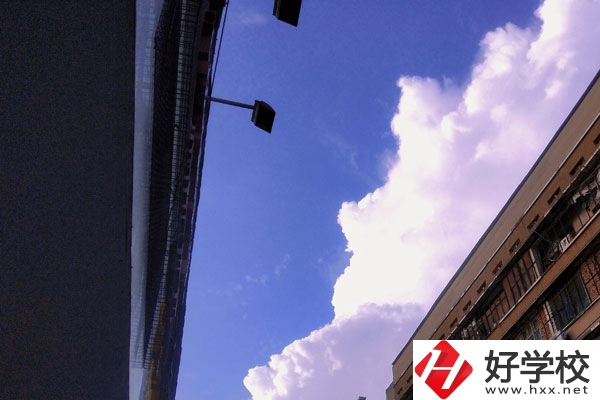 岳陽縣職業(yè)中專學(xué)校怎么樣？好不好就業(yè)？