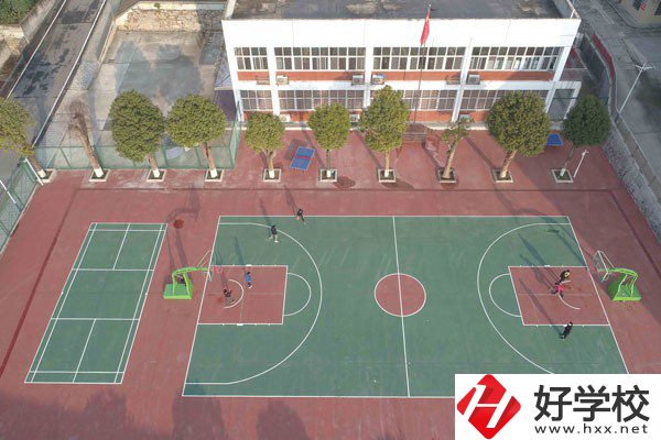 岳陽有哪些公辦職高？開設(shè)有什么專業(yè)？