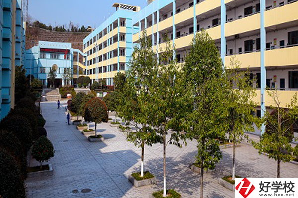 長(zhǎng)沙財(cái)經(jīng)學(xué)校有哪些專(zhuān)業(yè)？