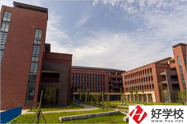 在常德讀職高學(xué)費(fèi)貴嗎？