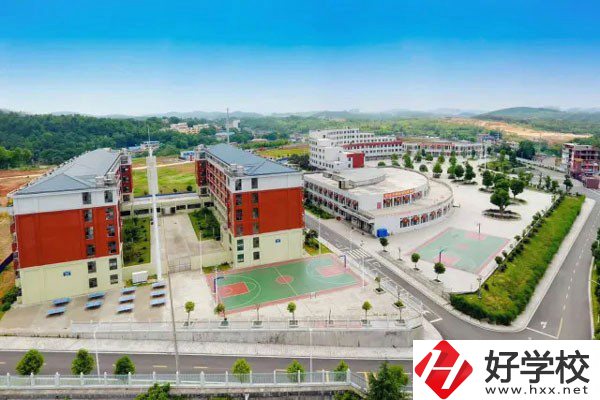 隆回縣有哪些職高學(xué)校？是公辦還是民辦？