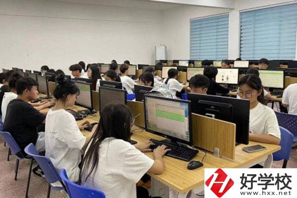 長(zhǎng)沙幼兒師范高等?？茖W(xué)校實(shí)訓(xùn)室