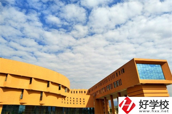 懷化有沒(méi)有五年制大專？可以學(xué)哪些專業(yè)？