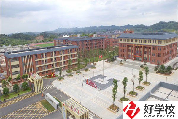 郴州什么職校有圖書館？學校有特色嗎？